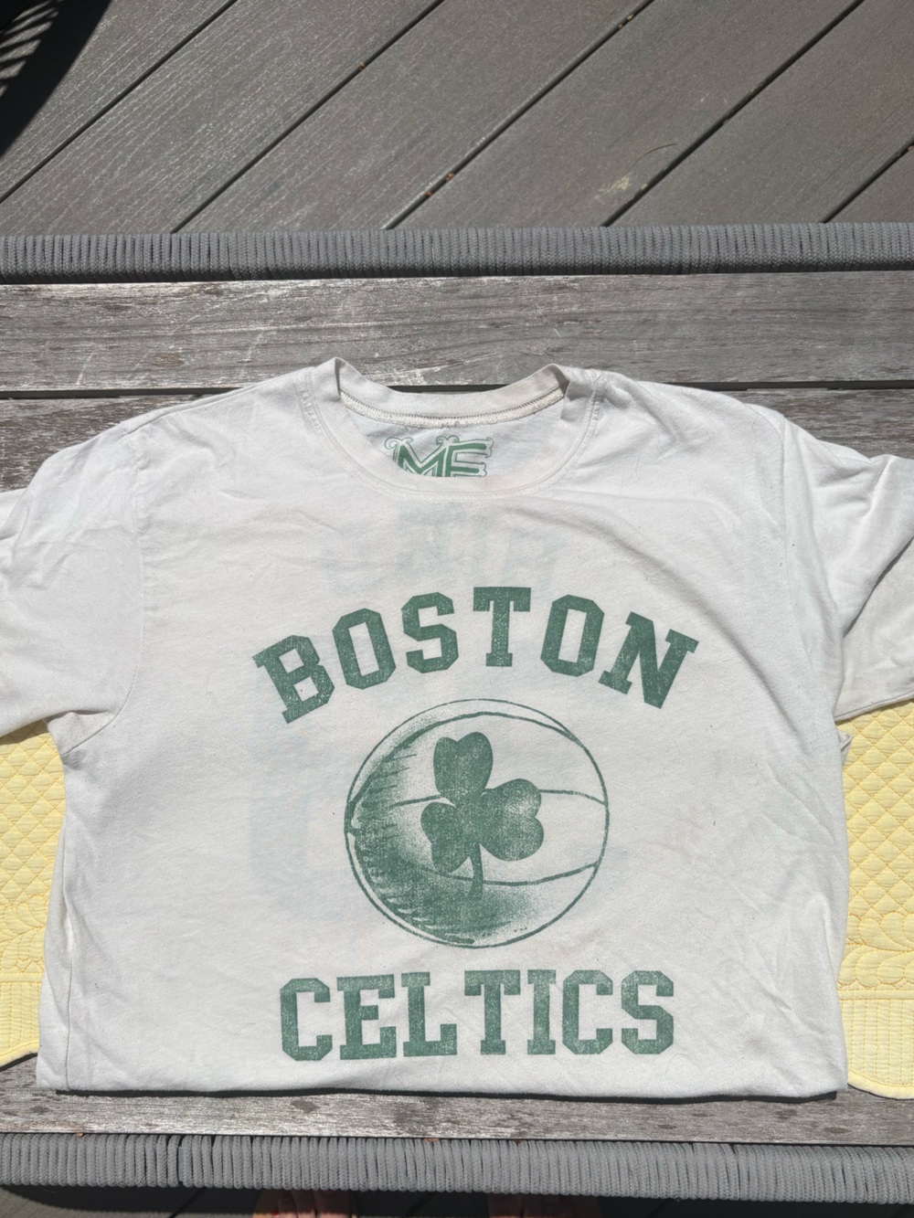 Boston Celtics Vintage-Style Short Sleeve Tee - White/Green